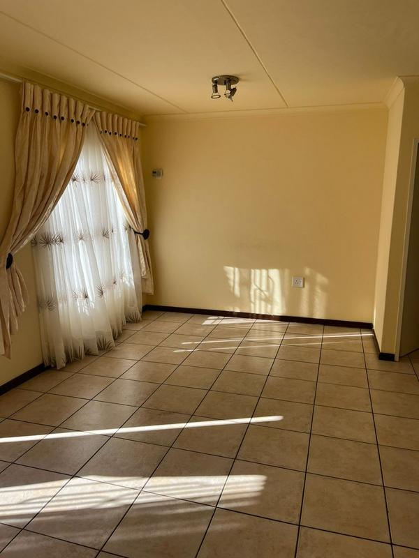 3 Bedroom Property for Sale in Whitney Gardens Gauteng