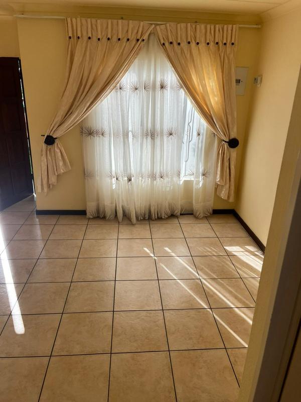 3 Bedroom Property for Sale in Whitney Gardens Gauteng