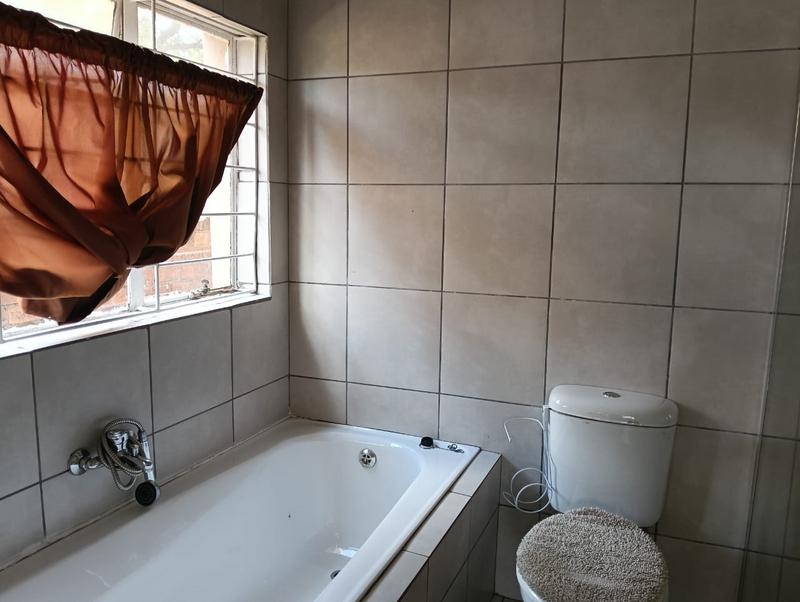 To Let 3 Bedroom Property for Rent in Geduld Gauteng