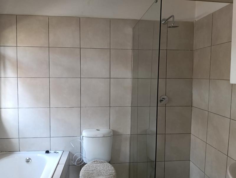 To Let 3 Bedroom Property for Rent in Geduld Gauteng