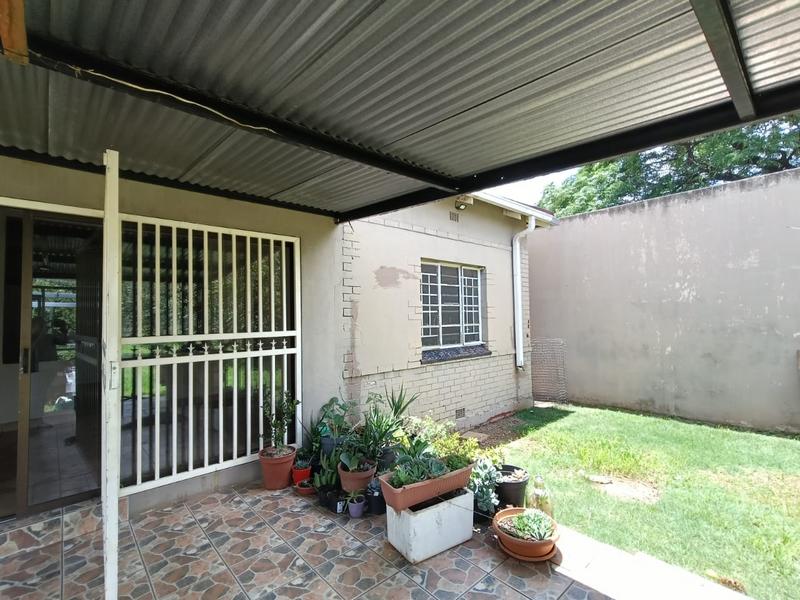 To Let 3 Bedroom Property for Rent in Geduld Gauteng