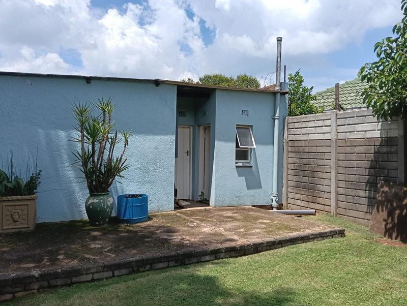 3 Bedroom Property for Sale in Strubenvale Gauteng