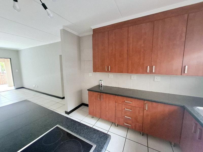 To Let 2 Bedroom Property for Rent in Sunninghill Gauteng