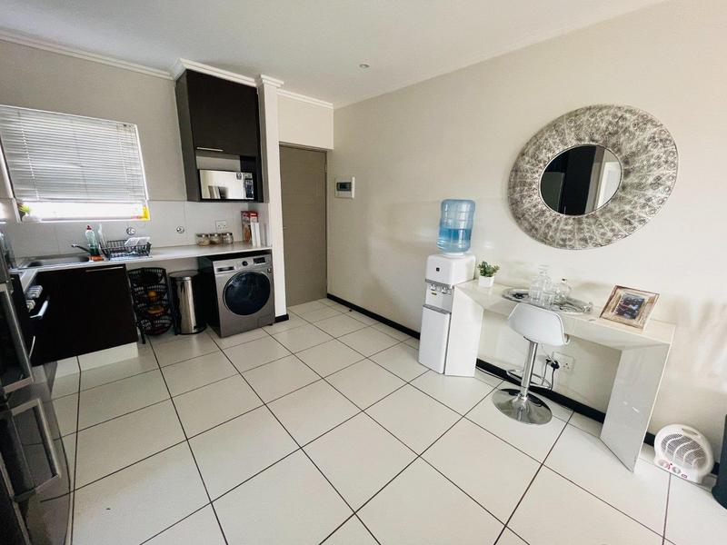 To Let 1 Bedroom Property for Rent in Lonehill Gauteng