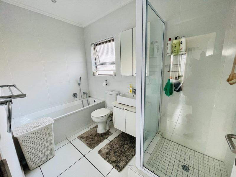 To Let 1 Bedroom Property for Rent in Lonehill Gauteng
