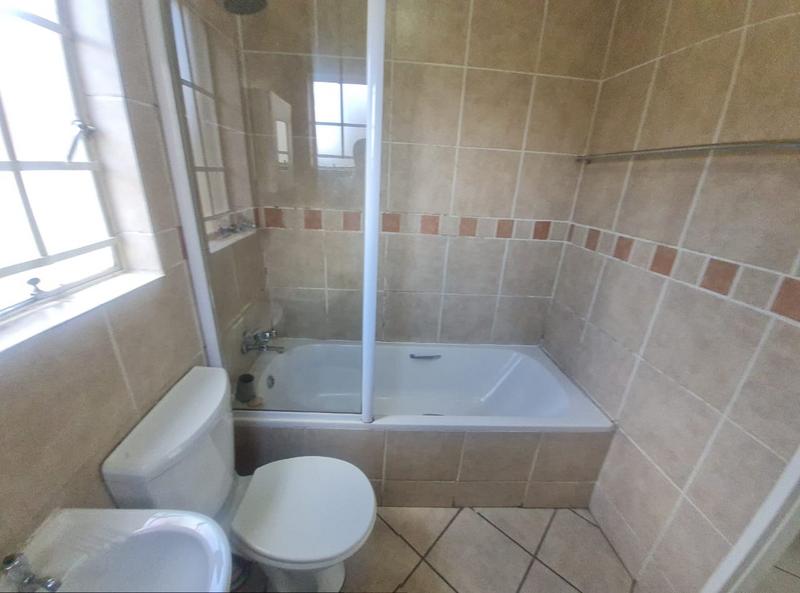 To Let 2 Bedroom Property for Rent in North Riding Gauteng