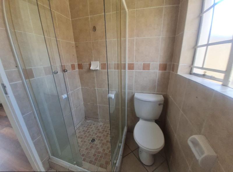 To Let 2 Bedroom Property for Rent in North Riding Gauteng