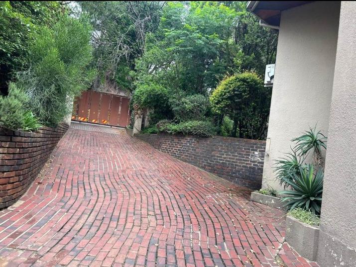 To Let 7 Bedroom Property for Rent in Kelvin Gauteng