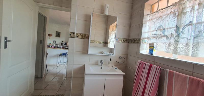 1 Bedroom Property for Sale in Brentwood Park Gauteng