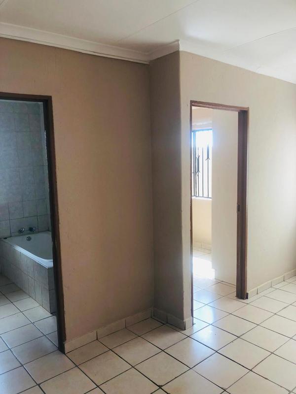 To Let 3 Bedroom Property for Rent in Glen Ridge Gauteng