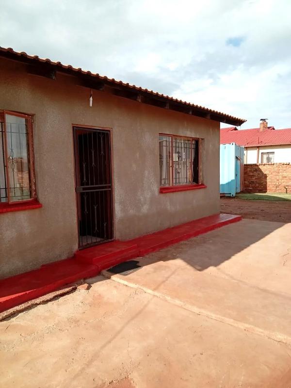 2 Bedroom Property for Sale in Vosloorus Gauteng