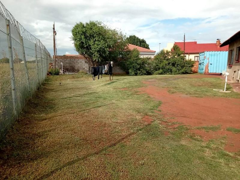 2 Bedroom Property for Sale in Vosloorus Gauteng