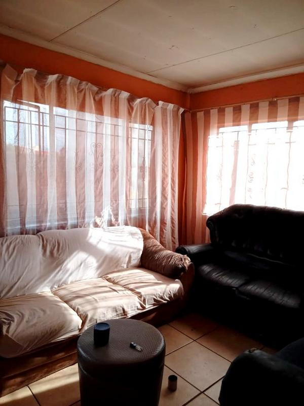 2 Bedroom Property for Sale in Vosloorus Gauteng