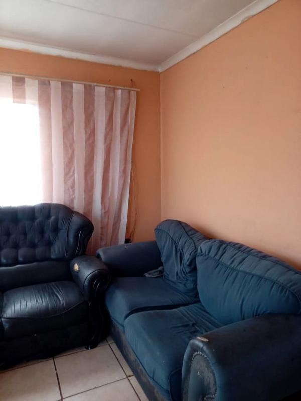 2 Bedroom Property for Sale in Vosloorus Gauteng