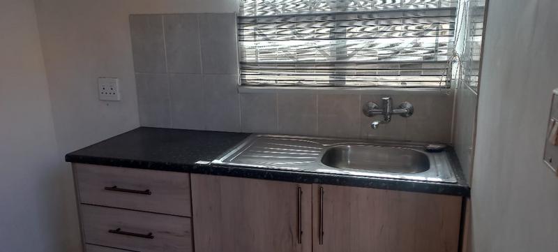 2 Bedroom Property for Sale in Protea Glen Gauteng