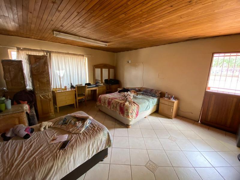 5 Bedroom Property for Sale in Daspoort Gauteng