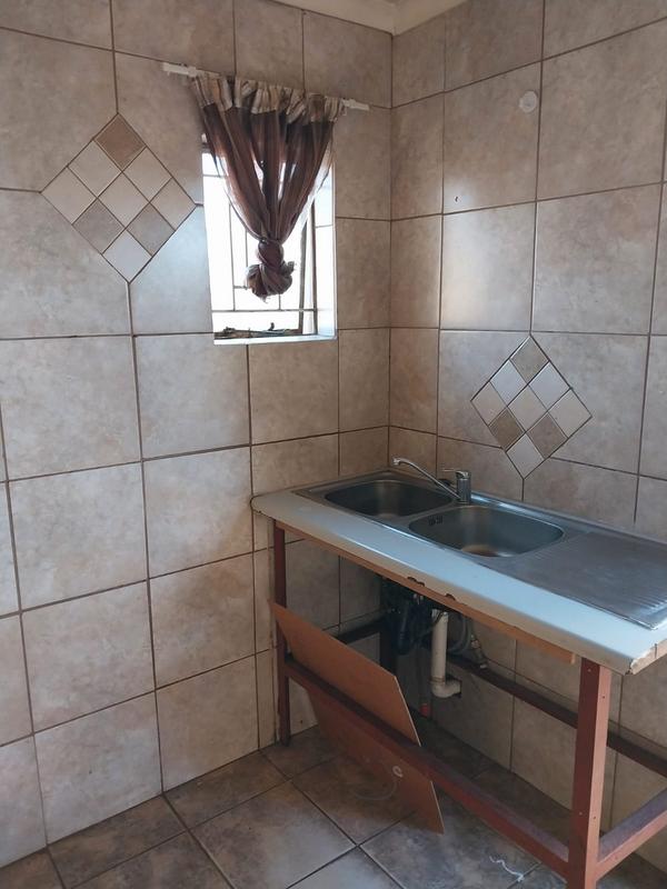 5 Bedroom Property for Sale in Daspoort Gauteng