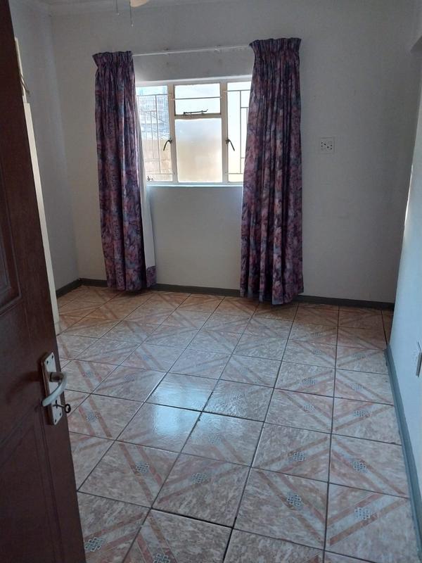 5 Bedroom Property for Sale in Daspoort Gauteng