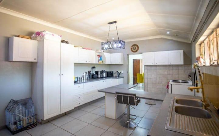 10 Bedroom Property for Sale in Pretoria Gardens Gauteng