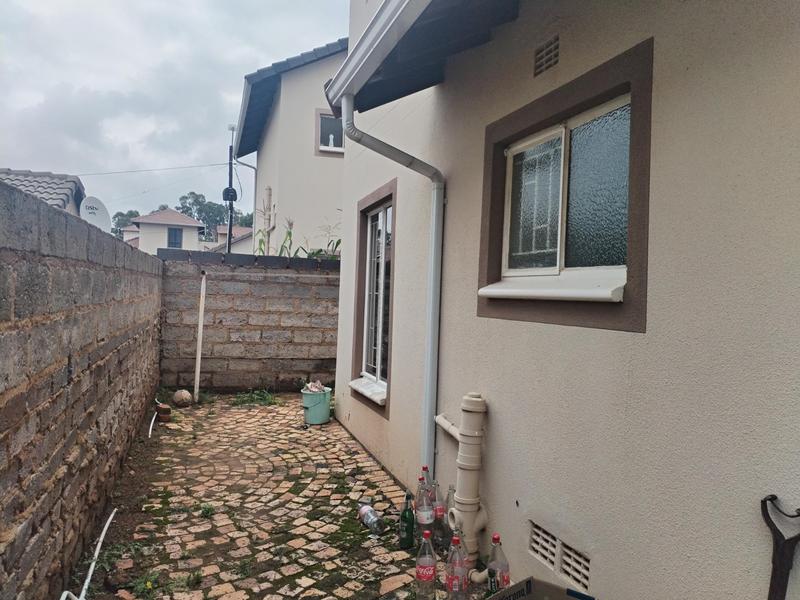 To Let 3 Bedroom Property for Rent in Witpoortjie Gauteng