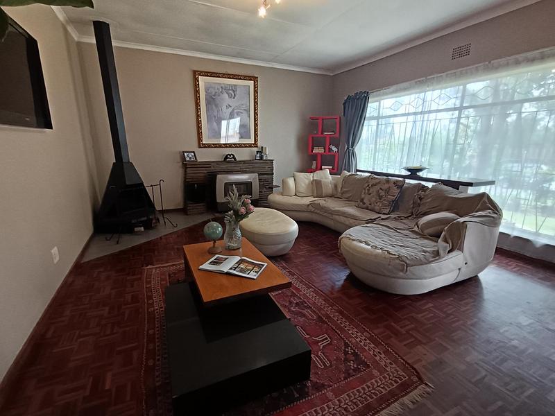 3 Bedroom Property for Sale in Dawnview Gauteng