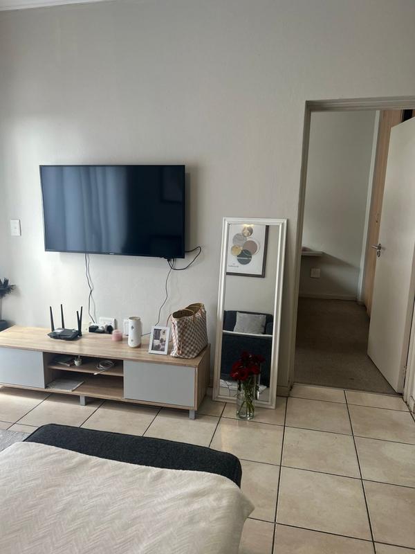 1 Bedroom Property for Sale in Sunninghill Gauteng