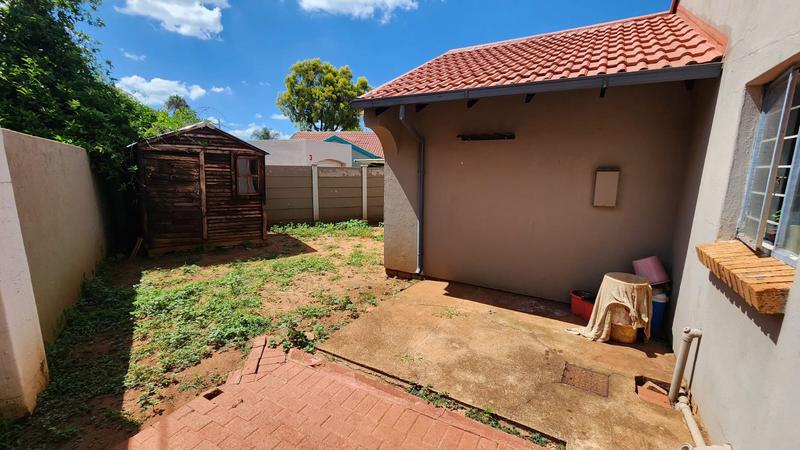 2 Bedroom Property for Sale in Doornpoort Gauteng