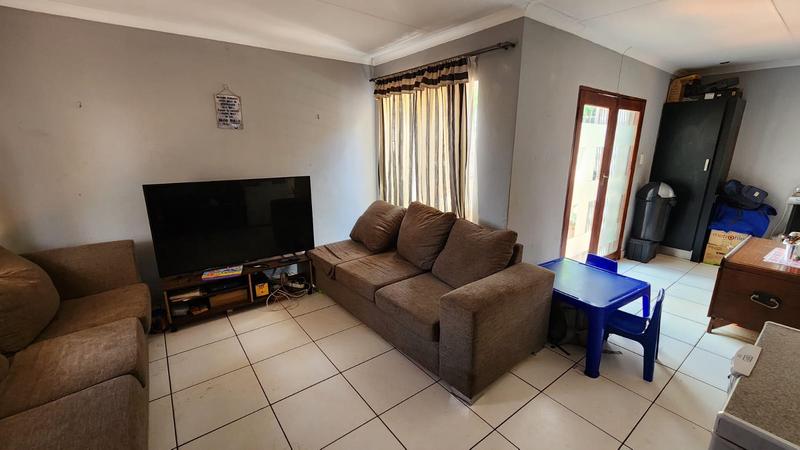 2 Bedroom Property for Sale in Doornpoort Gauteng