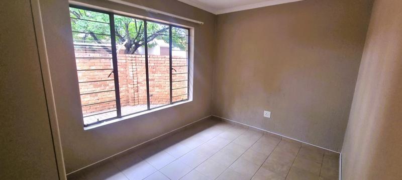 2 Bedroom Property for Sale in Amberfield Gauteng