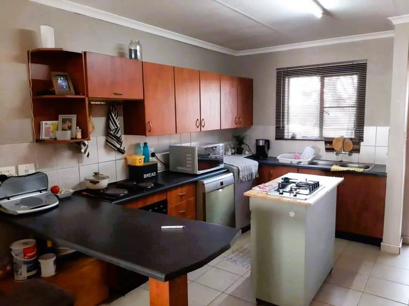 2 Bedroom Property for Sale in Amberfield Gauteng