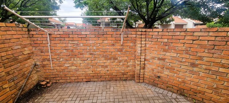 2 Bedroom Property for Sale in Amberfield Gauteng