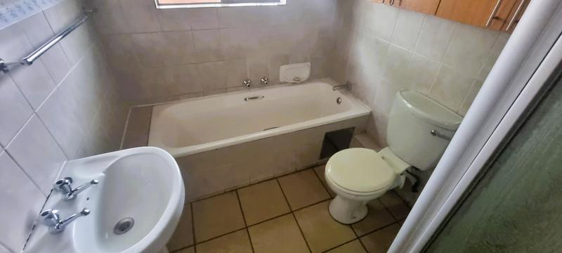 2 Bedroom Property for Sale in Amberfield Gauteng