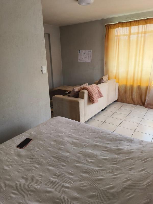 1 Bedroom Property for Sale in Muckleneuk Gauteng