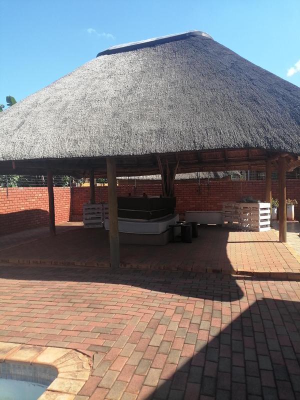 To Let 4 Bedroom Property for Rent in The Orchards Gauteng