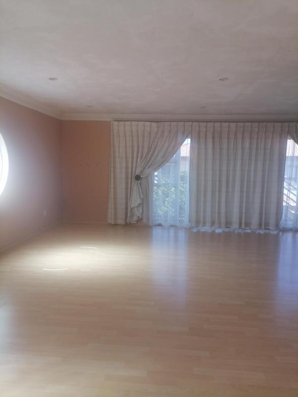 To Let 4 Bedroom Property for Rent in The Orchards Gauteng