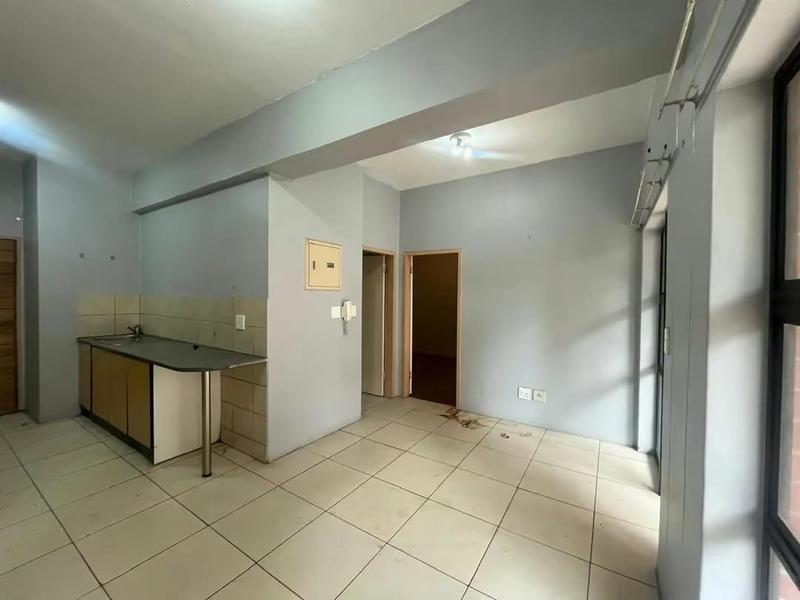 To Let 2 Bedroom Property for Rent in Milpark Gauteng