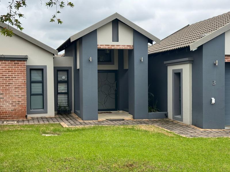 4 Bedroom Property for Sale in Midstream Ridge Gauteng