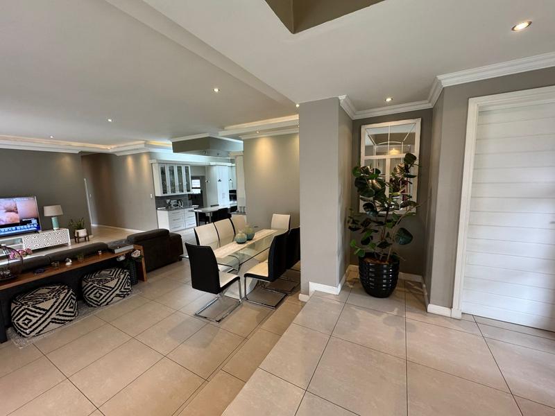 4 Bedroom Property for Sale in Midstream Ridge Gauteng