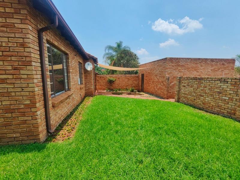 To Let 3 Bedroom Property for Rent in Bloubosrand Gauteng