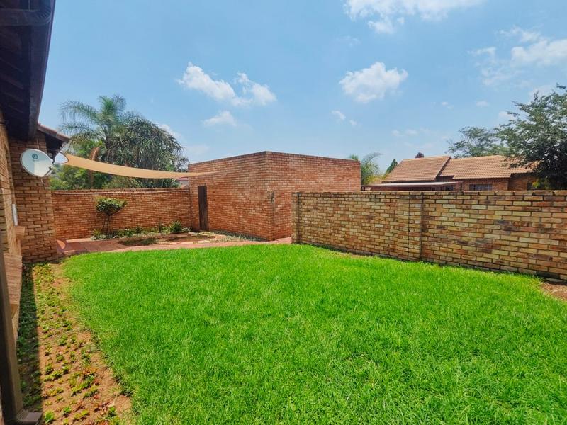 To Let 3 Bedroom Property for Rent in Bloubosrand Gauteng