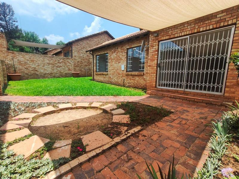 To Let 3 Bedroom Property for Rent in Bloubosrand Gauteng