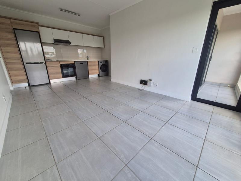 To Let 1 Bedroom Property for Rent in Waterfall Gauteng