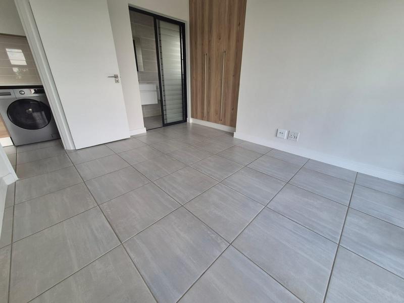 To Let 1 Bedroom Property for Rent in Waterfall Gauteng