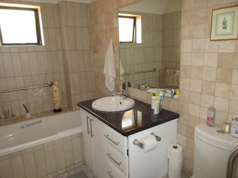 1 Bedroom Property for Sale in Retire at Midstream Gauteng