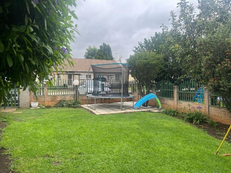 2 Bedroom Property for Sale in Bartlett Gauteng