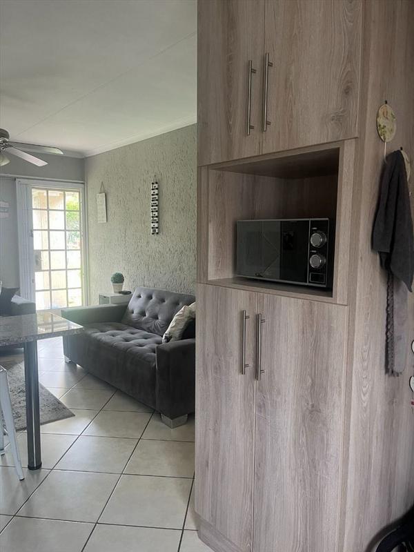 2 Bedroom Property for Sale in Bartlett Gauteng