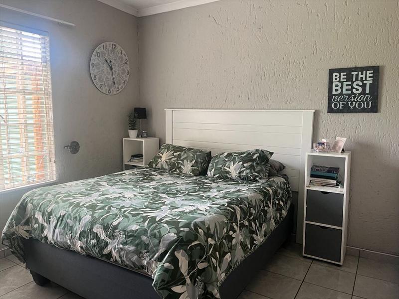 2 Bedroom Property for Sale in Bartlett Gauteng