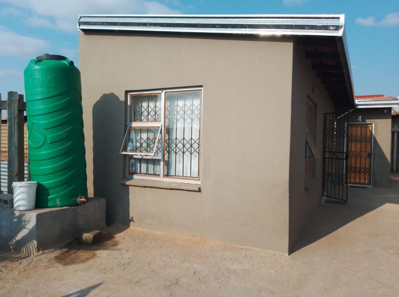 5 Bedroom Property for Sale in Tembisa Gauteng