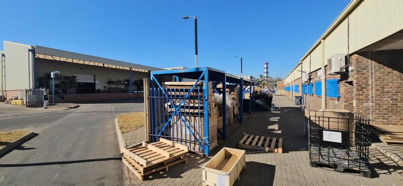 To Let commercial Property for Rent in Clayville Gauteng