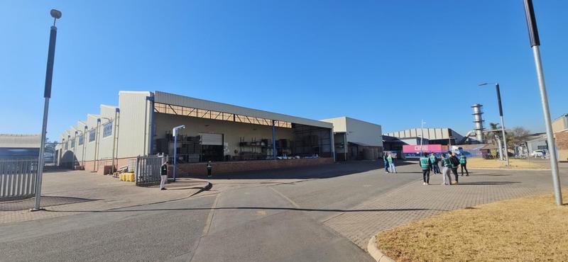 To Let commercial Property for Rent in Clayville Gauteng